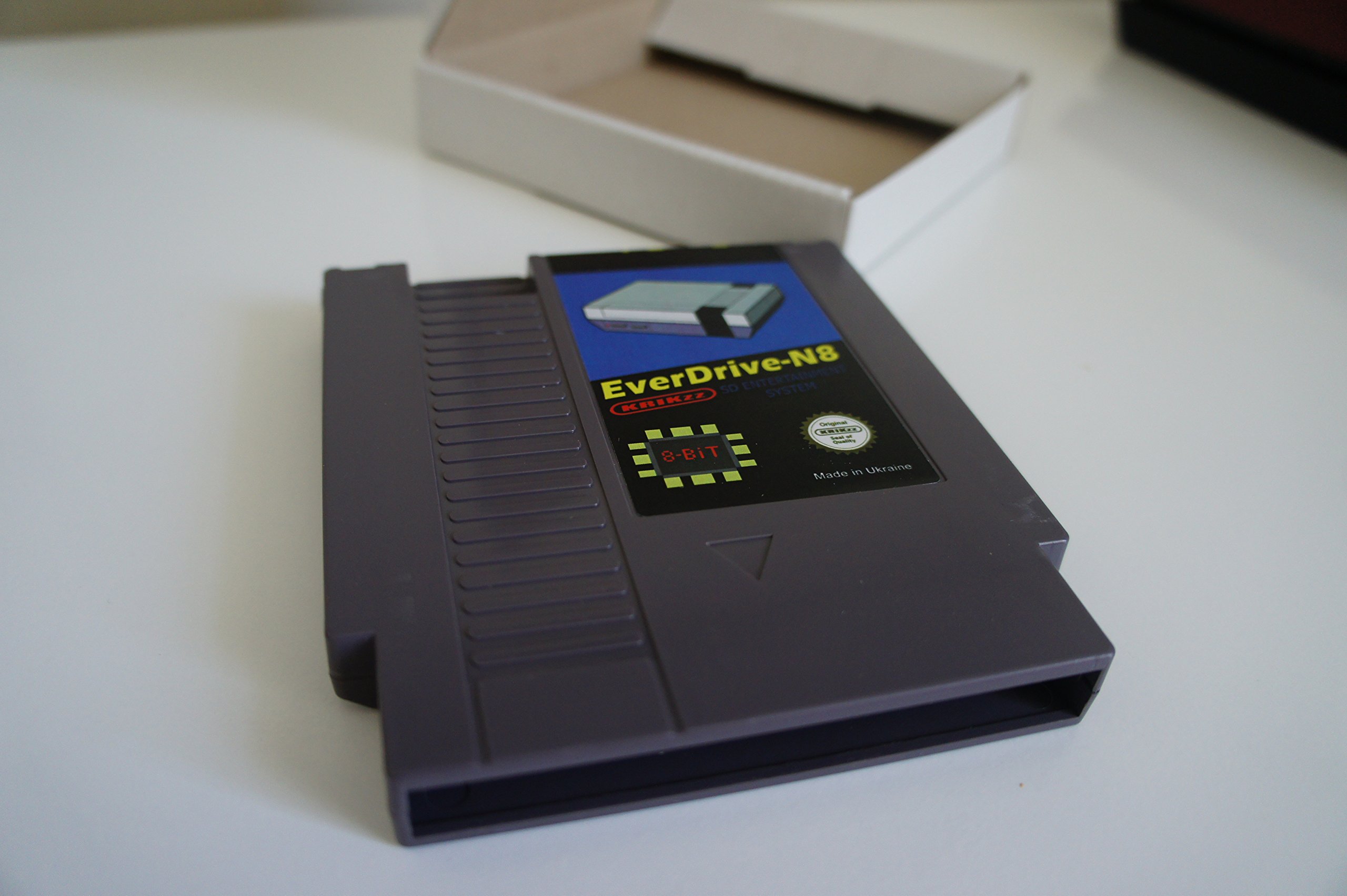 EVERDRIVE N8 Cartucho de Jogo para Nintendo Entertainment System